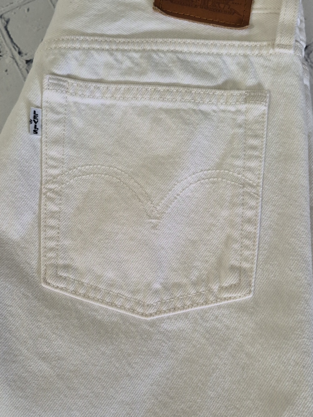 EUC Levis Premium Wedge Straight High Waist Jeans Size 28 - Picture 7 of 12